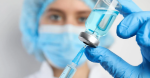 Vacina contra o HPV ajuda a reduzir o risco de câncer na garganta e reforça a prevenção da doença