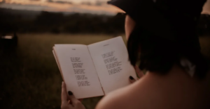 Academia Cearense de Letras transforma Fortaleza em poesia em concurso que celebra os 300 anos da cidade