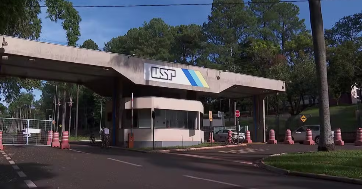 Prédio de universidade brasileira representando instituições do país presentes em ranking mundial de pesquisa.
