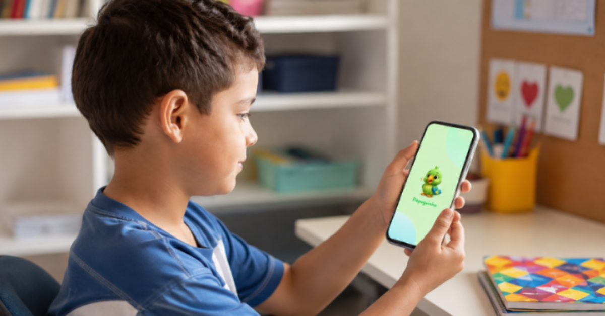 Aplicativo Papuguinho com pictogramas para comunicação de crianças com autismo.