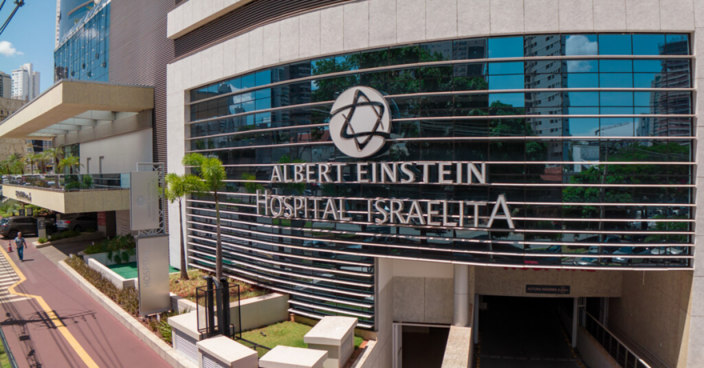 Fachada do Einstein Hospital Israelita, um dos hospitais brasileiros entre os melhores do mundo.