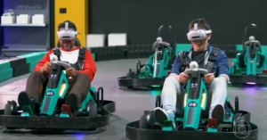 Kart com realidade virtual transforma pista real em videogame com dinossauros
